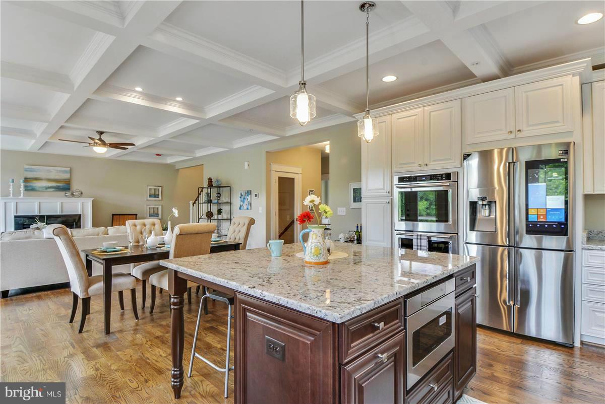 160 Acton Road Annapolis, MD 21403 - Photo 6 of 22 Kitchen, Island