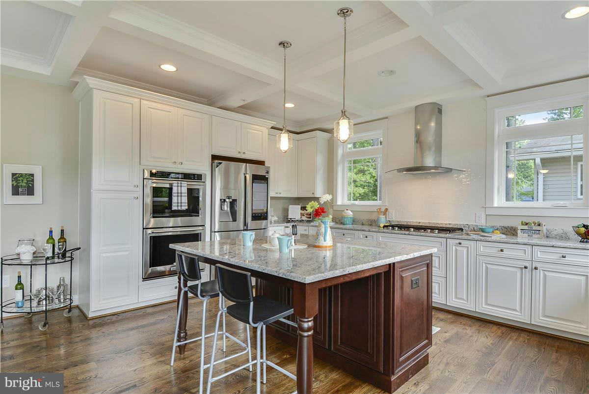 160 Acton Road Annapolis, MD 21403 - Photo 7 of 22 Kitchen, coffered ceiling