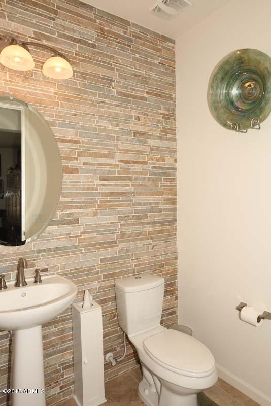 16476 West Berkeley Road Goodyear, AZ 85395 - Photo 14 of 51 Powder Room