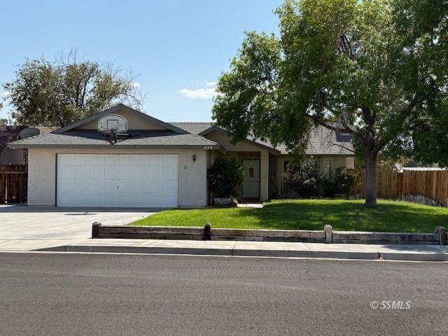 429 Dewalt Avenue Ridgecrest, CA 93555 - Photo 1 of 16 Gallery Image 1