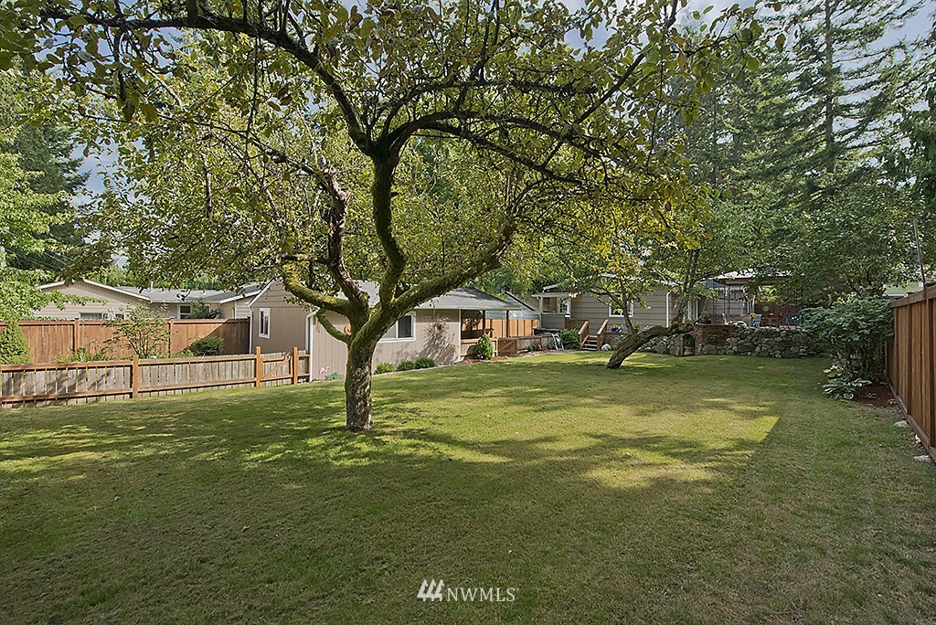 9523 232nd Street Southwest Edmonds, WA 98020 - Photo 20 of 23 Gallery Image 20