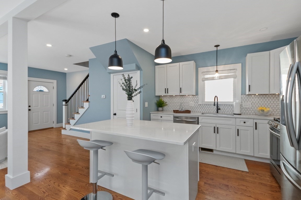 22 Harding Terrace Dedham, MA 02026 - Photo 7 of 21 Gallery Image 7