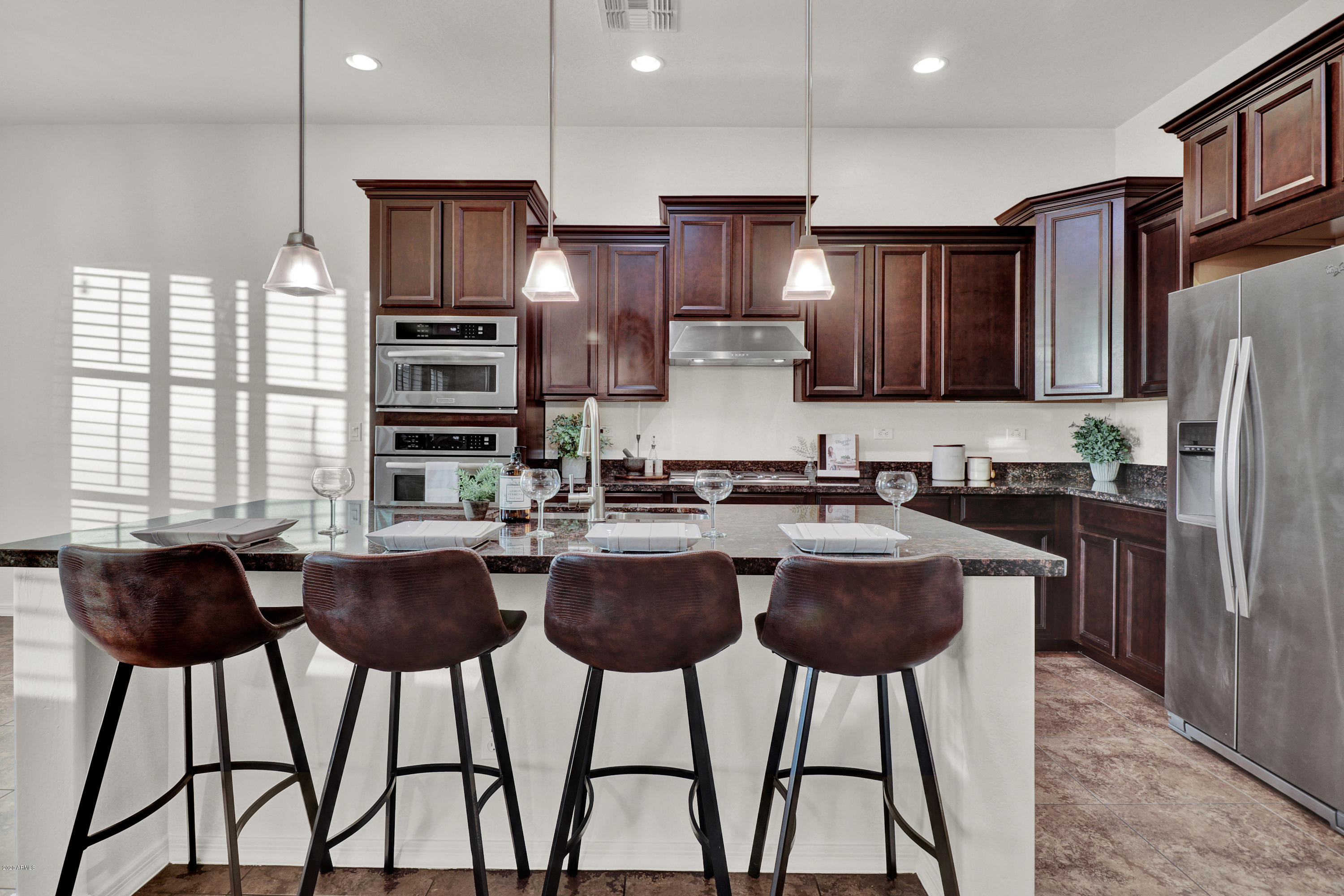 20465 West Ridge Road Buckeye, AZ 85396 - Photo 9 of 59 Staggered Cabinetry
