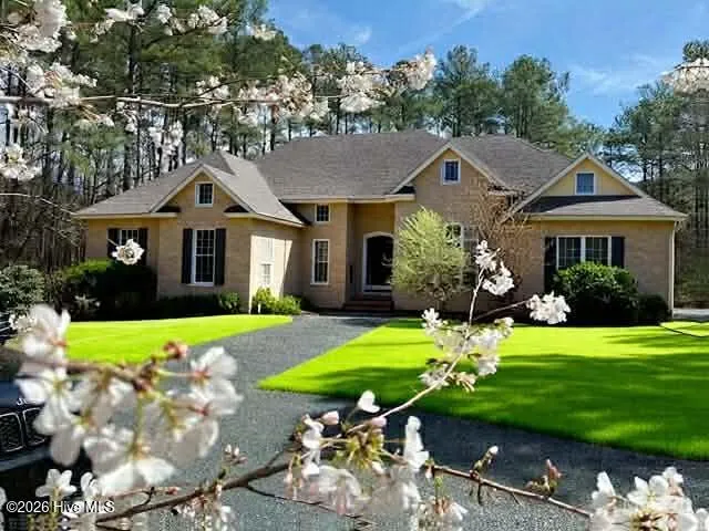 $450,000 | 16180 Caddie Court, Wagram, NC 28396