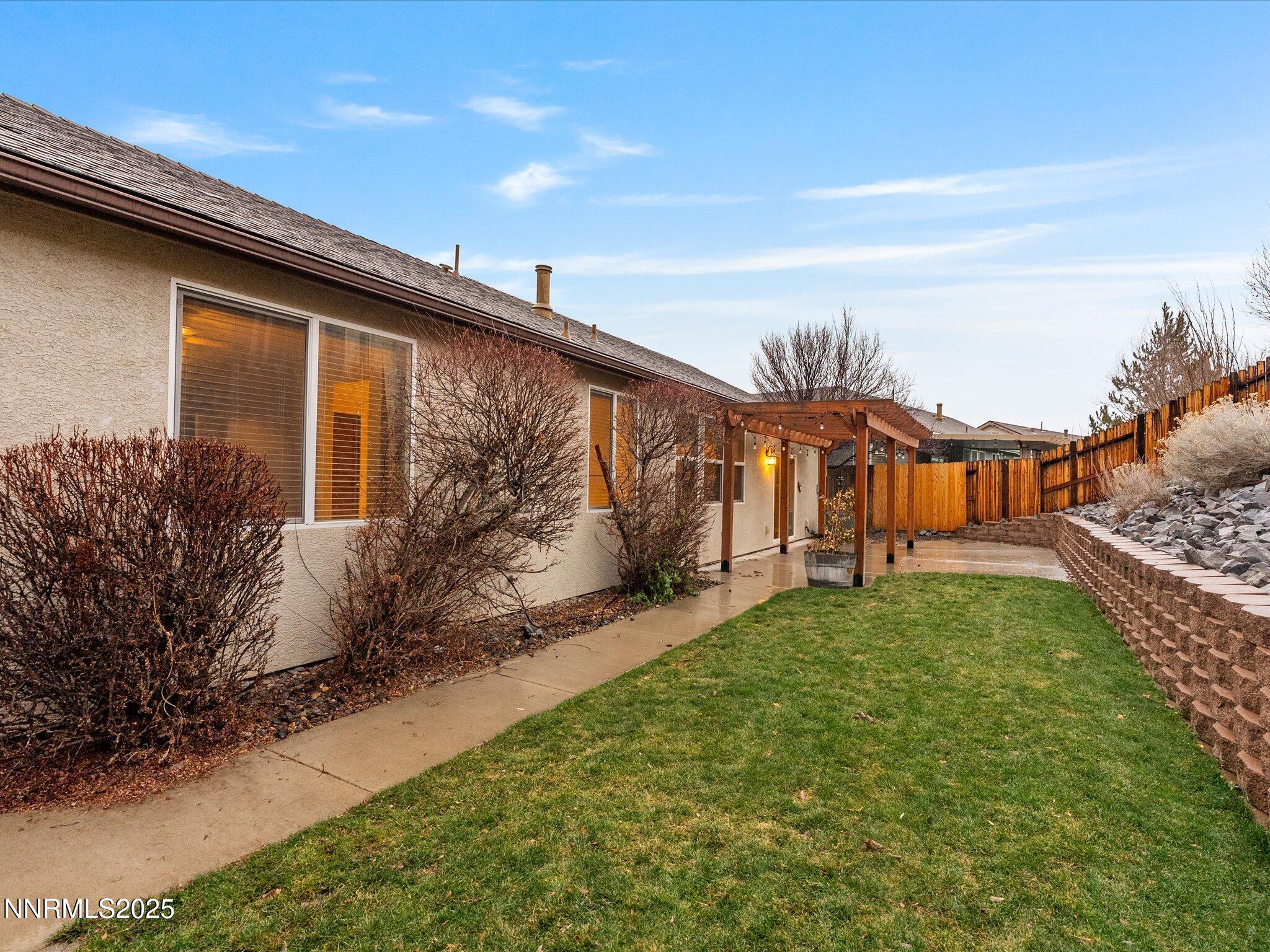 1056 Crown View Drive Reno, NV 89523 - Photo 46 of 61 46-1056 Crown View Dr-145