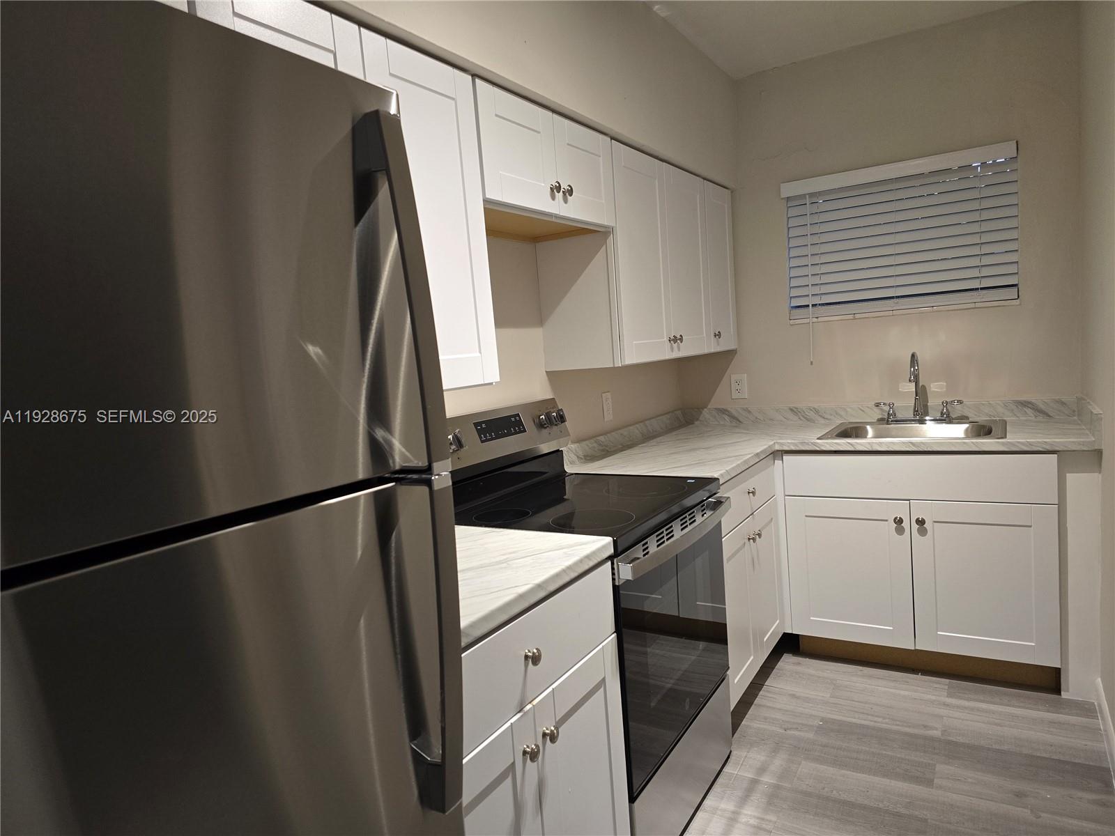 835 Lenox Avenue, Unit 206 Miami Beach, FL 33139 - Photo 5 of 26