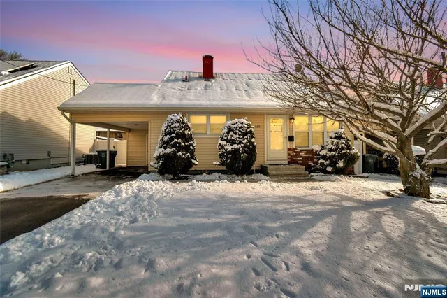 $499,999 | 160 Brown Avenue, Woodbridge, NJ 08830