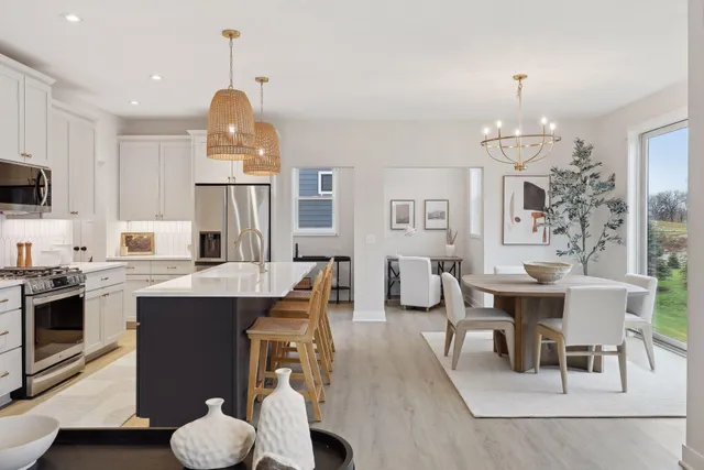 $849,900 | 4588 Meadowview Lane, Minnetrista, MN 55331