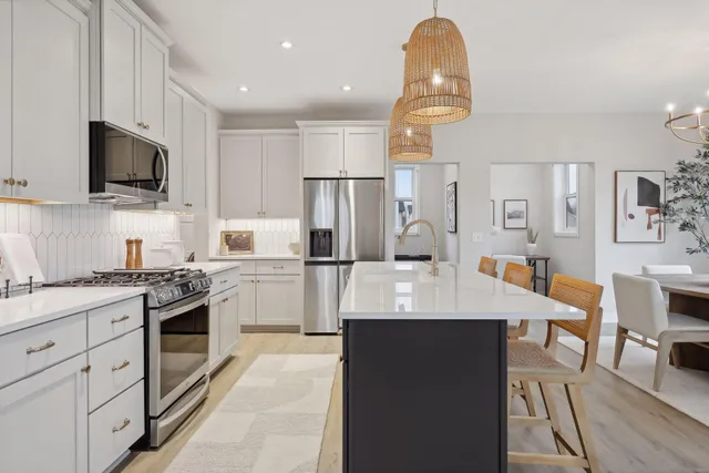 $849,900 | 4588 Meadowview Lane, Minnetrista, MN 55331