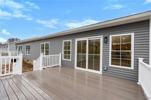 $369,900 | 300 Nicks Way, Geddes, NY 13209