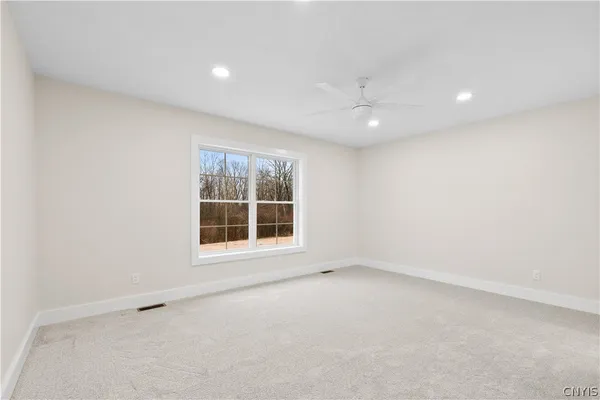 $369,900 | 300 Nicks Way, Geddes, NY 13209