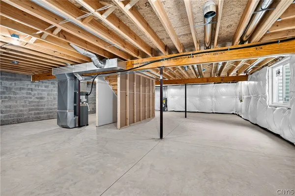 $369,900 | 300 Nicks Way, Geddes, NY 13209