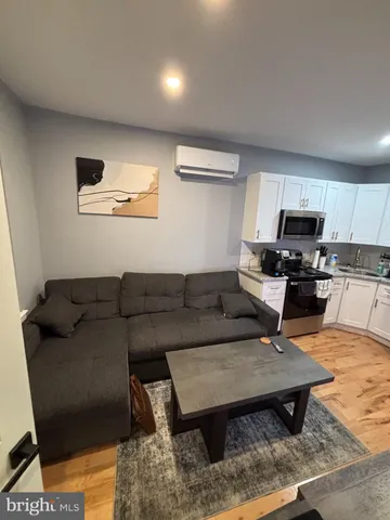 $1,200 | 1921 South Croskey Street, Philadelphia, PA 19145