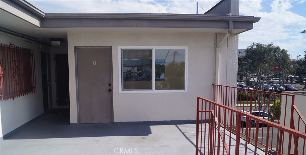 1501 North Sepulveda Boulevard, Unit A Manhattan Beach, CA 90266 - Photo 3 of 5