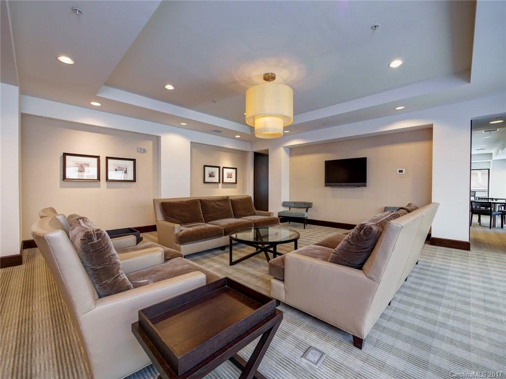 230 South Tryon Street, Unit 1004 Charlotte, NC 28281 - Photo 18 of 24
