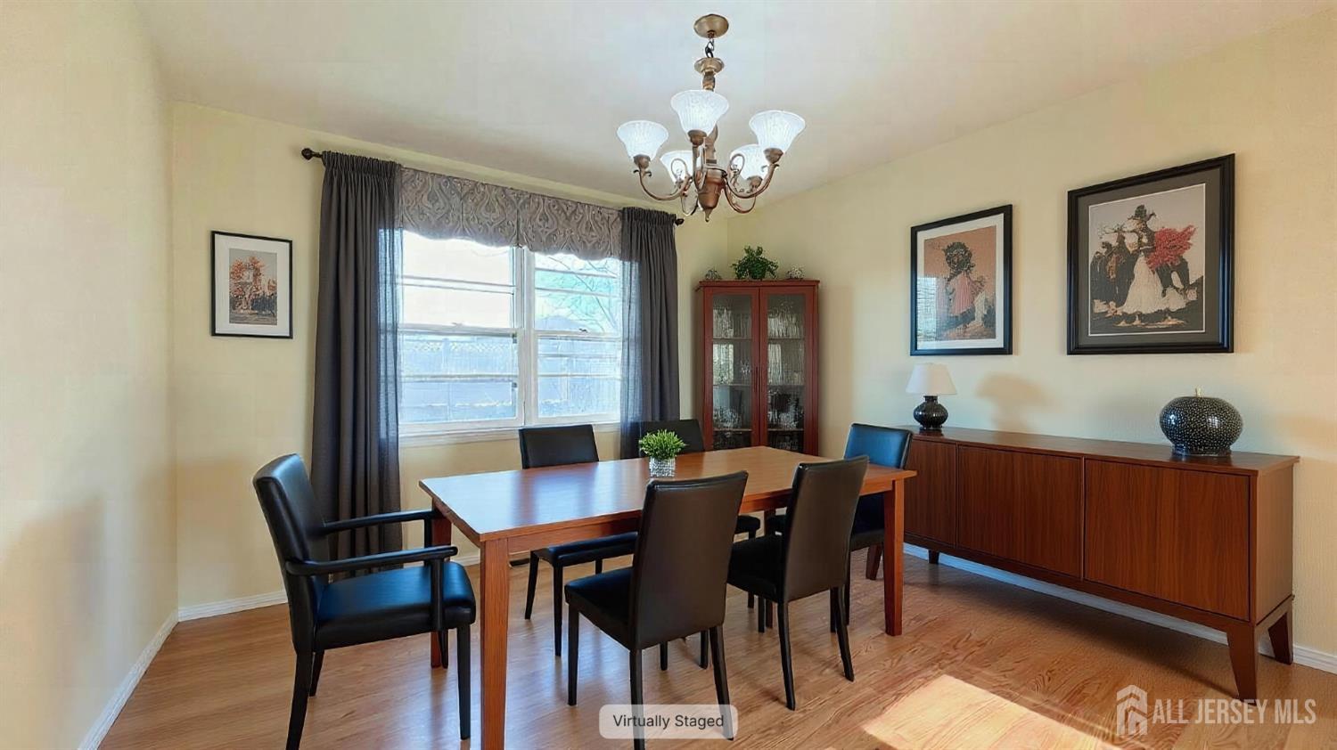9 Stratford Circle Edison, NJ 08820 - Photo 15 of 38 a view of a dining room with furniture and window
