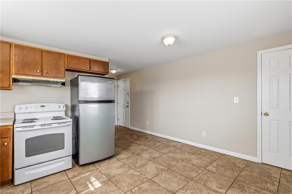 611 West Green Drive, Unit D High Point, NC 27260 - Photo 10 of 19