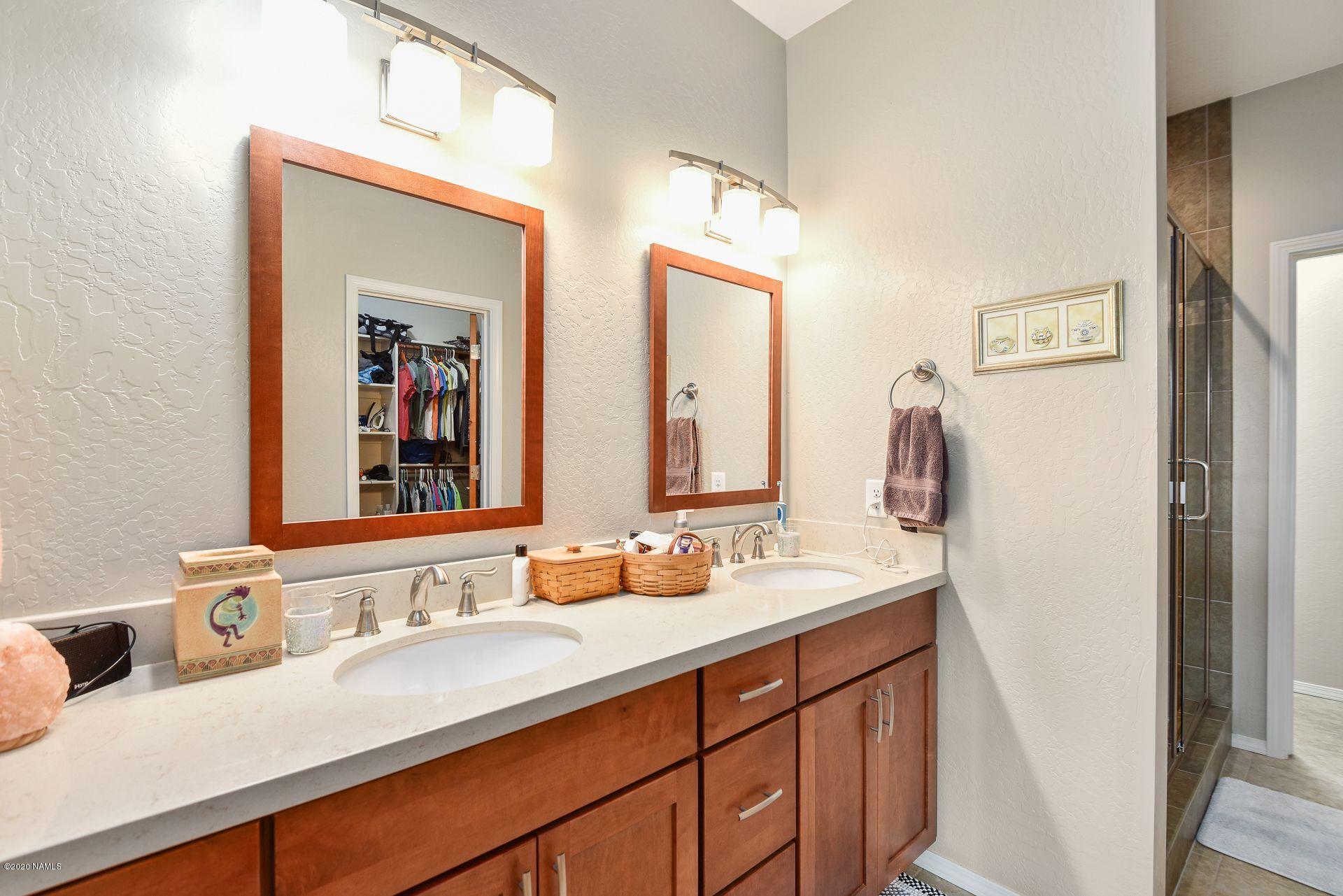10258 Lundin Road Flagstaff, AZ 86004 - Photo 11 of 28 Lundin Prim Bath
