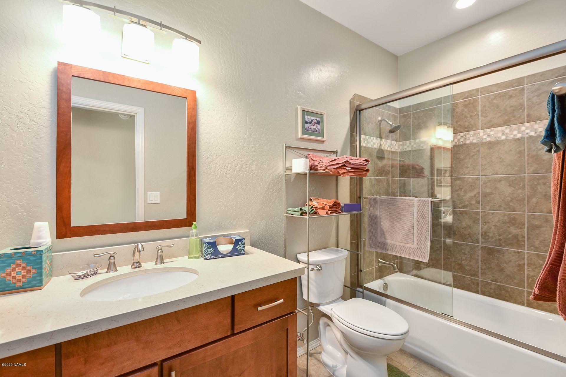 10258 Lundin Road Flagstaff, AZ 86004 - Photo 16 of 28 Lundin Bath 1