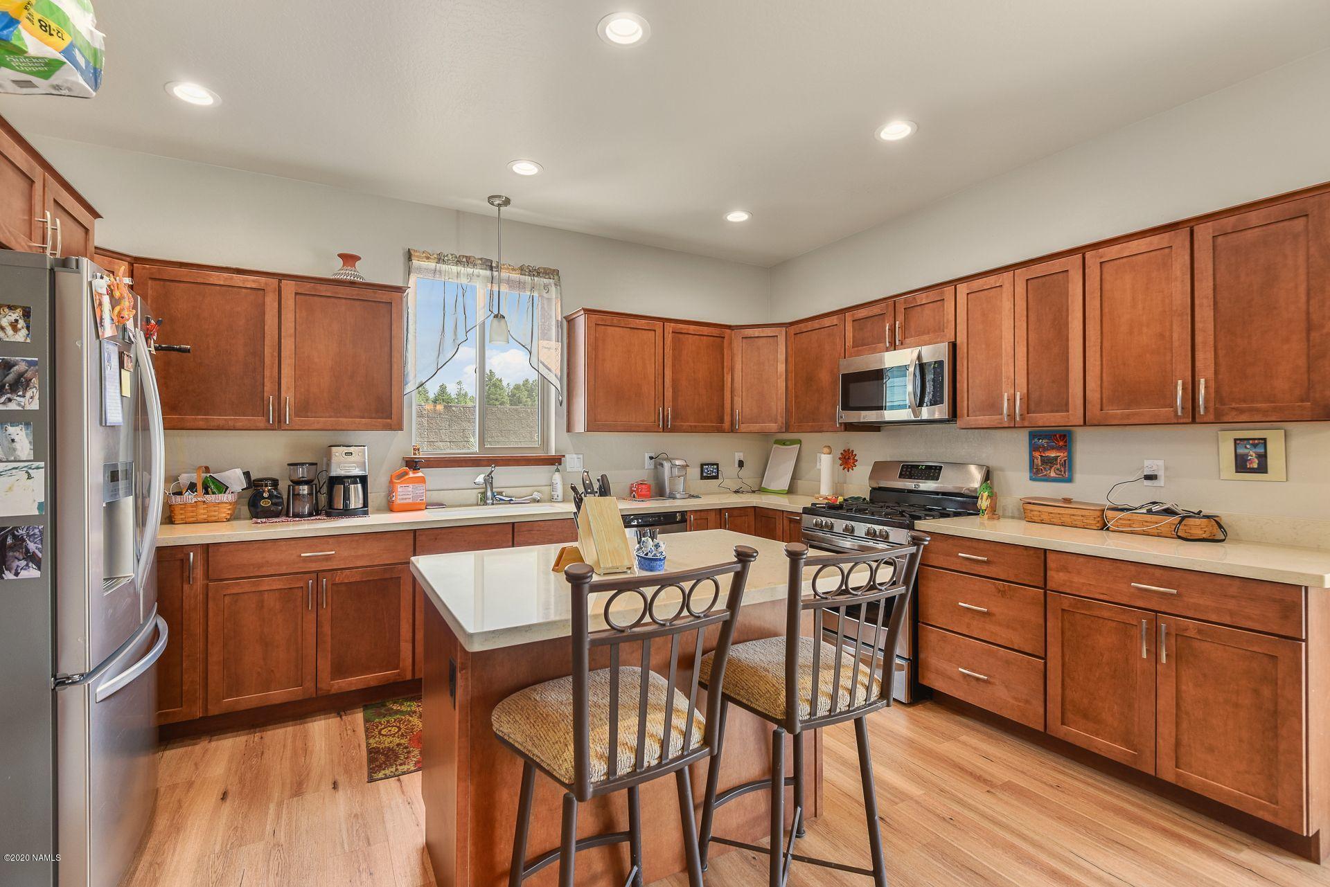 10258 Lundin Road Flagstaff, AZ 86004 - Photo 7 of 28 Lundin K