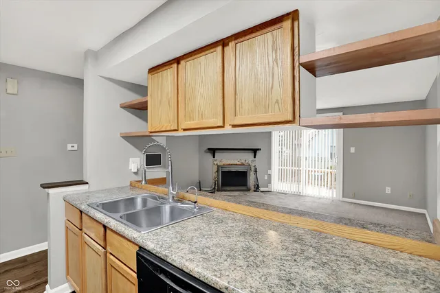 $165,500 | 6813 Cross Key Drive, Indianapolis, IN 46268