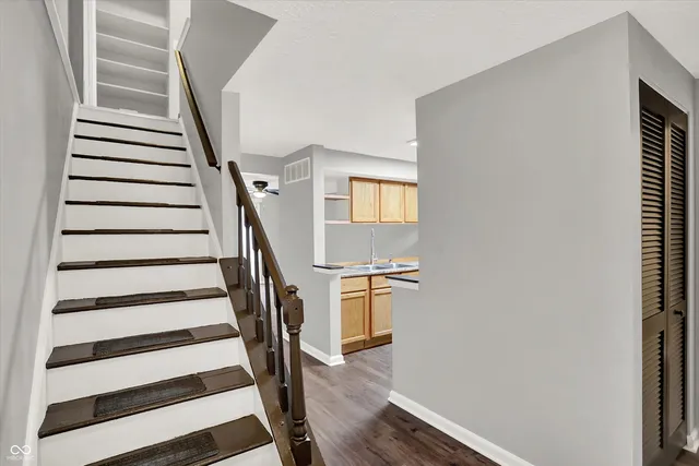 $165,500 | 6813 Cross Key Drive, Indianapolis, IN 46268