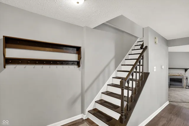 $165,500 | 6813 Cross Key Drive, Indianapolis, IN 46268