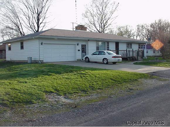 2 Stelte Lane Springfield, IL 62702 - Photo 1 of 7