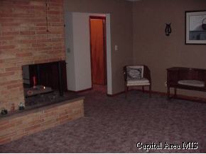 2 Stelte Lane Springfield, IL 62702 - Photo 4 of 7