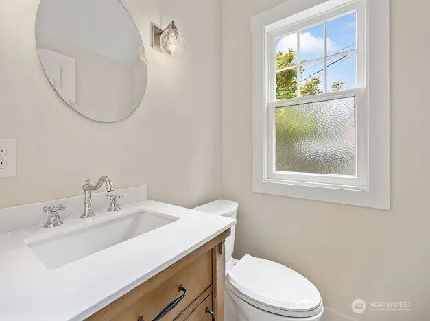 $799,000 | 417 North Columbia Street, Chelan, WA 98816