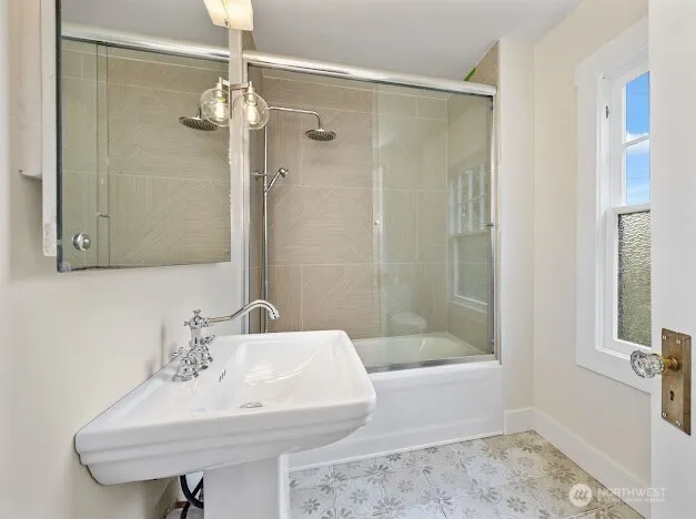 $799,000 | 417 North Columbia Street, Chelan, WA 98816