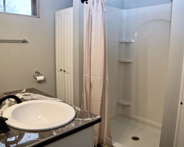 $175,000 | 1818 North Harrison Hutchinson Ks 67502, Hutchinson, KS 67502