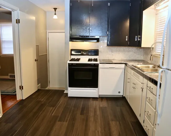 $175,000 | 1818 North Harrison Hutchinson Ks 67502, Hutchinson, KS 67502