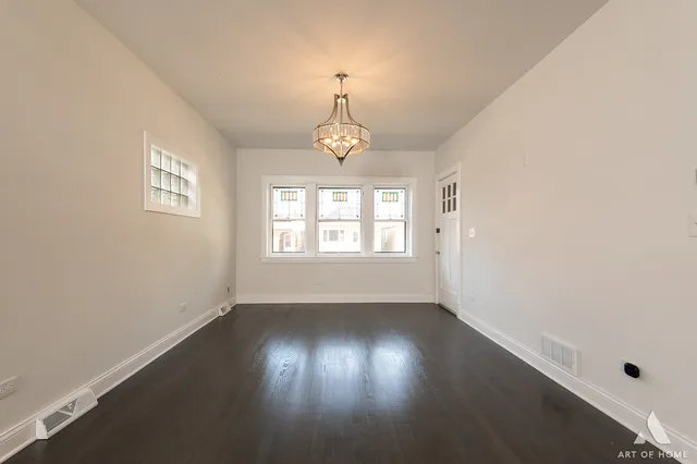 $499,900 | 2623 Euclid Avenue, Berwyn, IL 60402