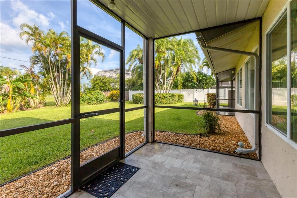 709 Armada Road South Venice, FL 34285 - Photo 32 of 52 Lanai