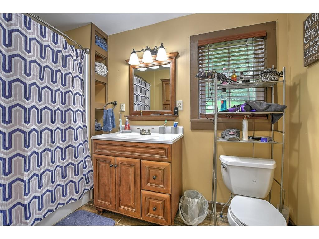 1222 Robinhood Road Greeneville, TN 37745 - Photo 11 of 15 Photo 11