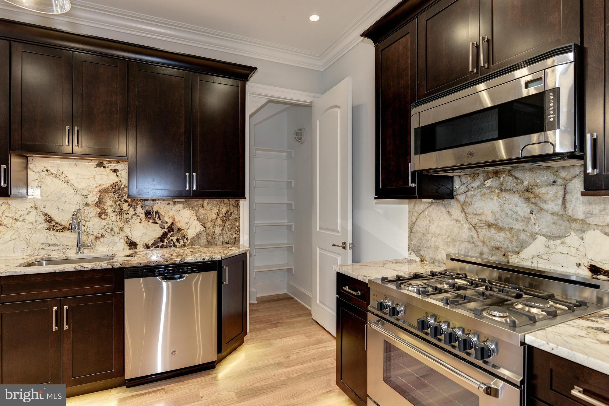 1922 Belmont Road Northwest, Unit 2 Washington, DC 20009 - Photo 8 of 29 Kitchen