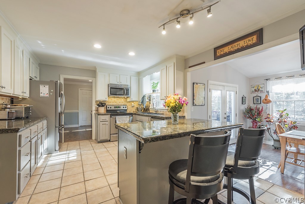 13505 West Poplar Grove Road Midlothian, VA 23112 - Photo 8 of 44 Beautiful kitchen!