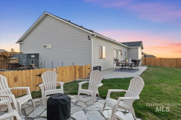 $359,000 | 616 22nd Avenue East, Jerome, ID 83338