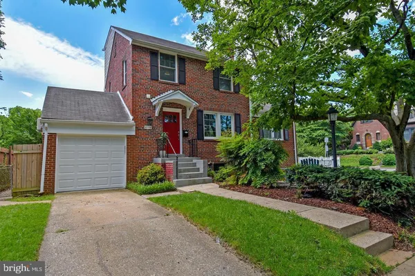 $6,500 | 4732 Ellicott Street Northwest, Washington, DC 20016