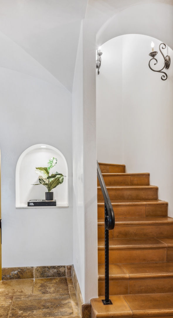 240 Spring Avenue Naperville, IL 60540 - Photo 5 of 43 a view of entryway with wooden floor