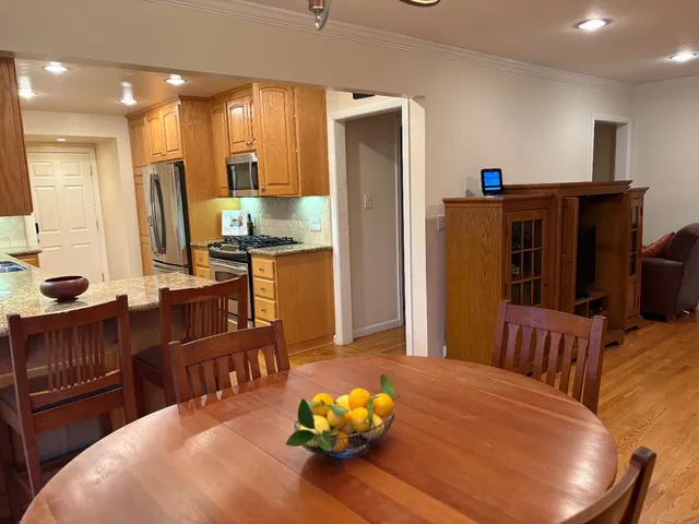 $1,400,000 | 233 East Taylor Avenue, Sunnyvale, CA 94085