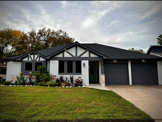 $2,200 | 422 Breeze Park Drive, Houston, TX 77015