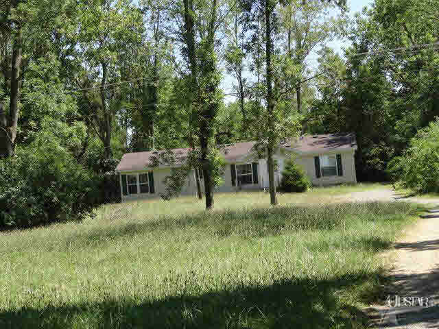 1404 Gable Road Fort Wayne, IN 46816 - Photo 4 of 24