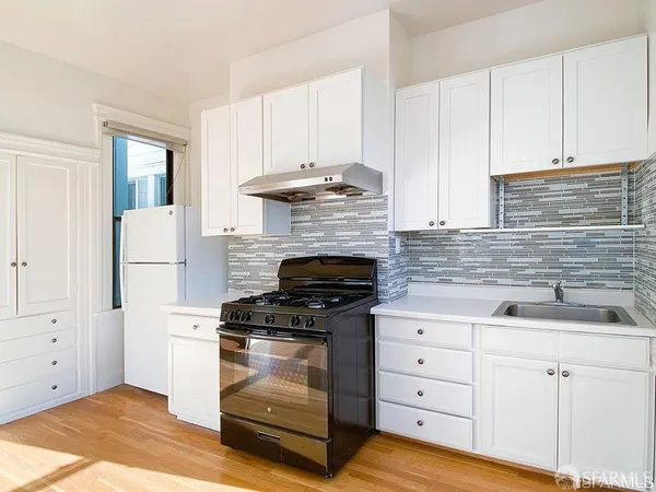 $4,150 | 527 Union Street, San Francisco, CA 94133