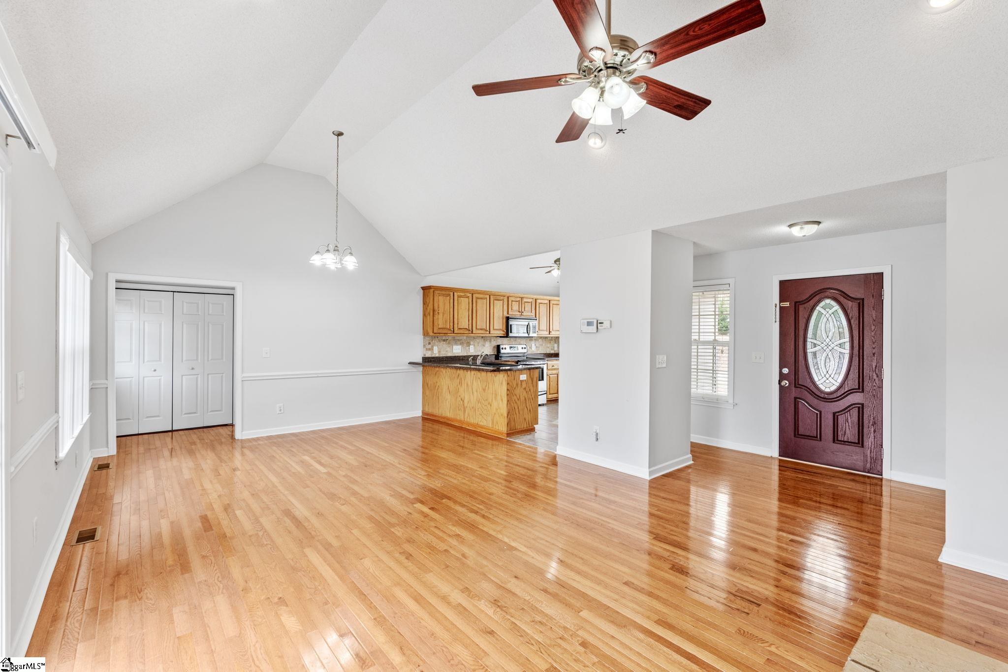 101 Oak Leaf Court Pickens, SC 29671 - Photo 14 of 42
