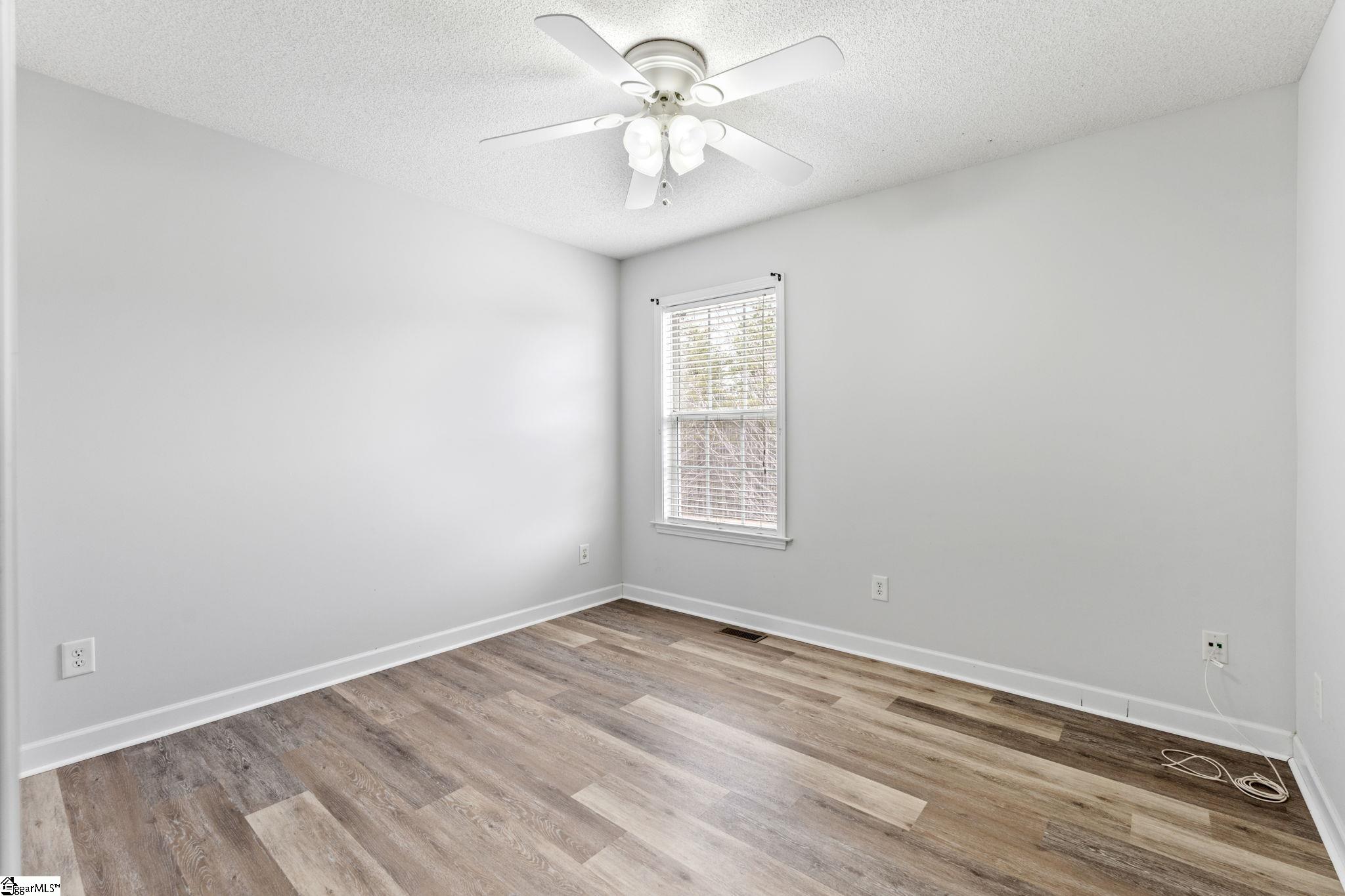 101 Oak Leaf Court Pickens, SC 29671 - Photo 32 of 42