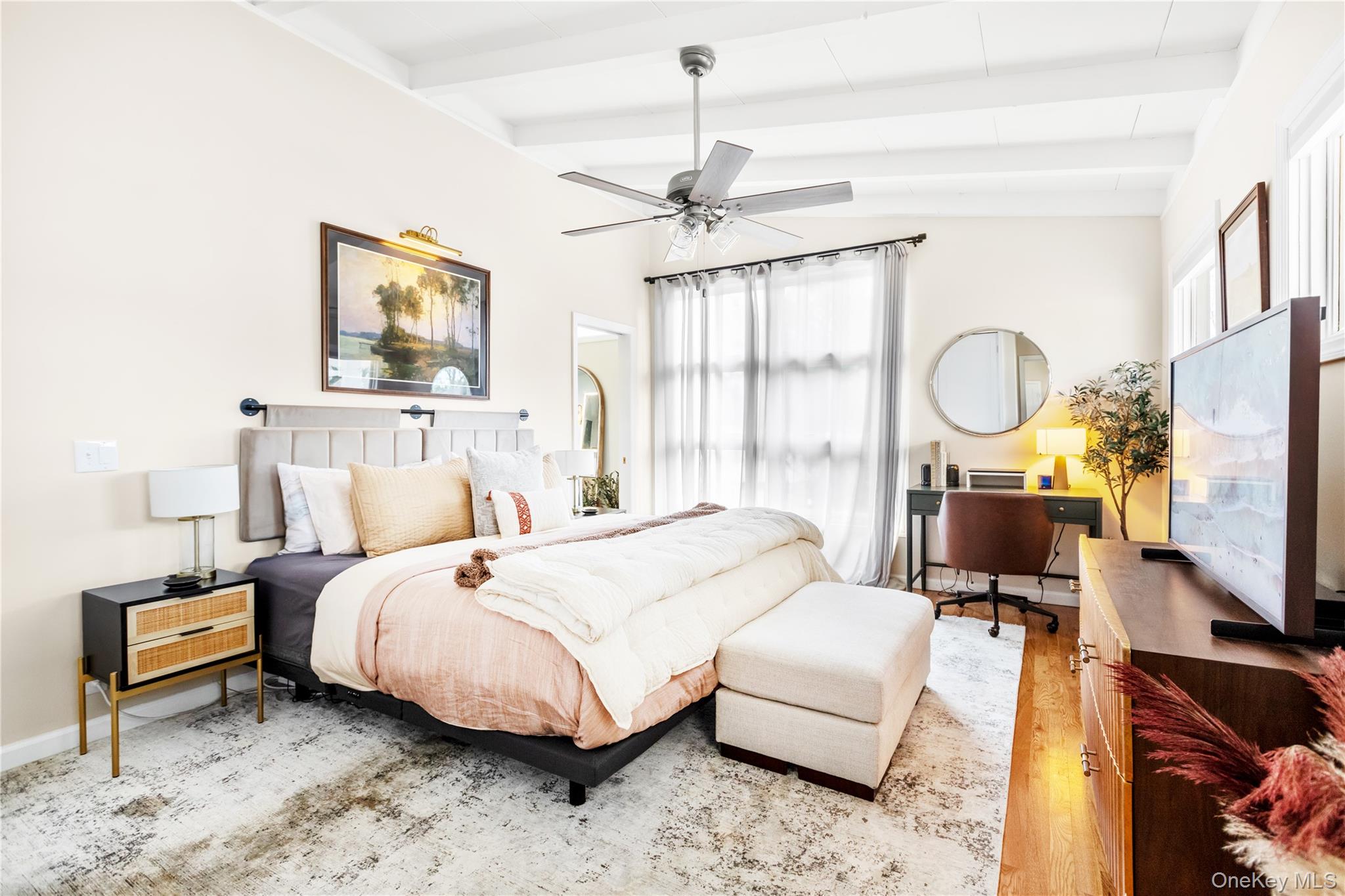 58 North Howells Point Road Bellport, NY 11713 - Photo 8 of 16