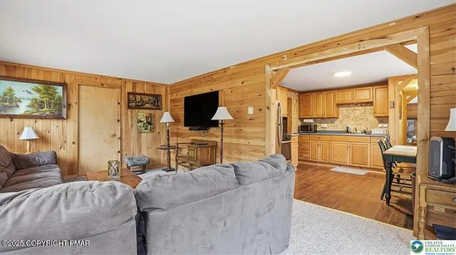 $250,000 | 156 Wagner Way, Pocono Lake, PA 18347