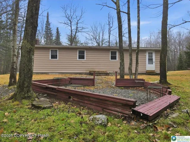 $250,000 | 156 Wagner Way, Pocono Lake, PA 18347